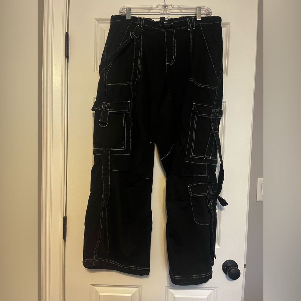 BDG Black Baggy Cargo Pants with Contrast Stitching